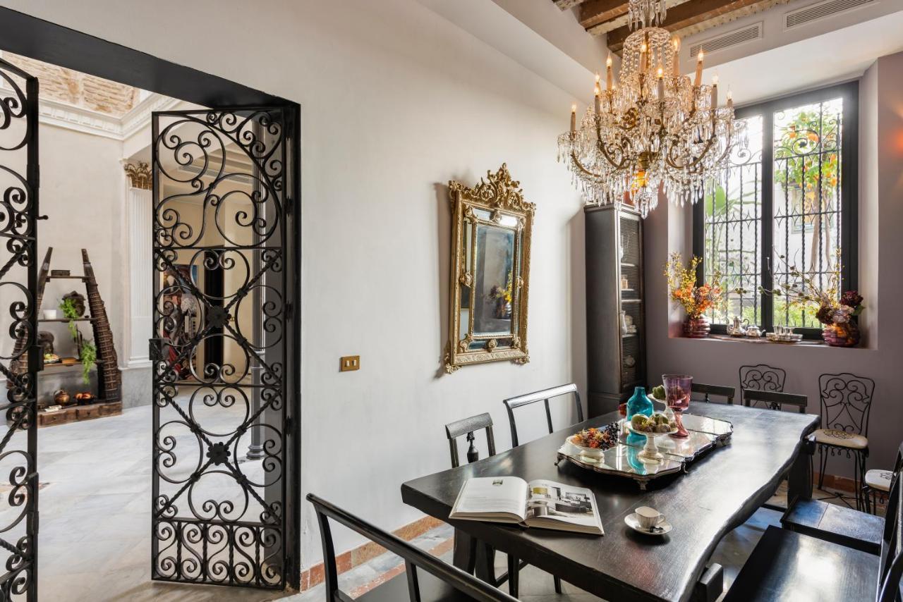 세비야 Pajaro Rebelde B&B 외부 사진